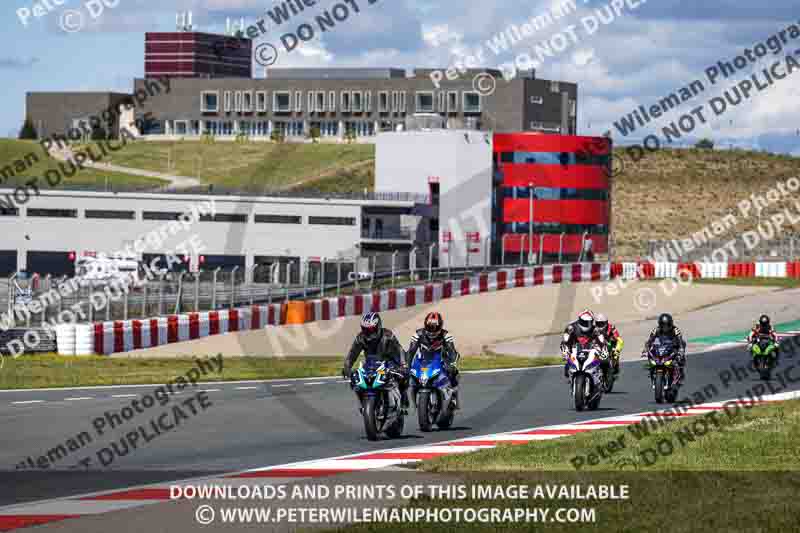 cadwell no limits trackday;cadwell park;cadwell park photographs;cadwell trackday photographs;enduro digital images;event digital images;eventdigitalimages;navarra;no limits trackdays;peter wileman photography;racing digital images;trackday digital images;trackday photos